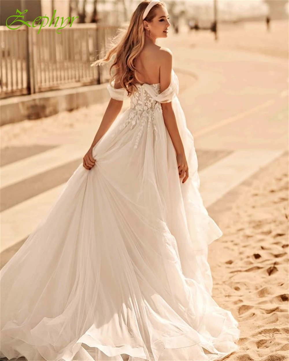 Maßgeschneidertes Boho-Hochzeitskleid aus weißem Organza, sexy Schatz, schulterfreies Brautkleid, weiche A-Linie, Hofschleppe, Robe de Mariée