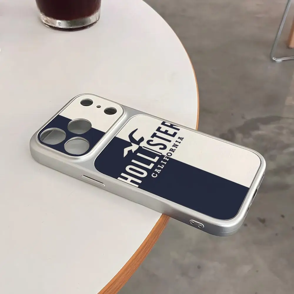 Capa de Celular HOLLISTER de Luxo com Textura de Couro de Cordeiro para iPhone 17 Air 16 15 14 Plus 13 12 11 X Pro Max