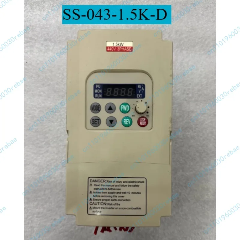 

Преобразователь частоты SS-043-1.5K-D 1,5KW Протестирован нормально