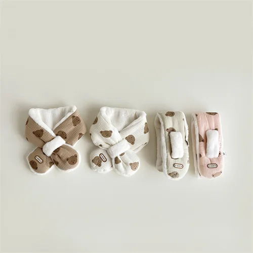 ملابس الأطفال