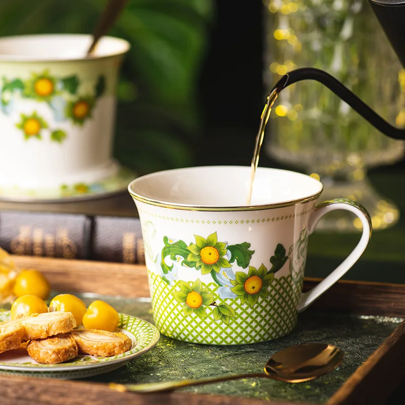 430ml European Ceramic Coffee Cup Green Fruit Mug with Lid Home Office Breakfast Milk Mug Afternoon Camellia Flower Tea Cup New