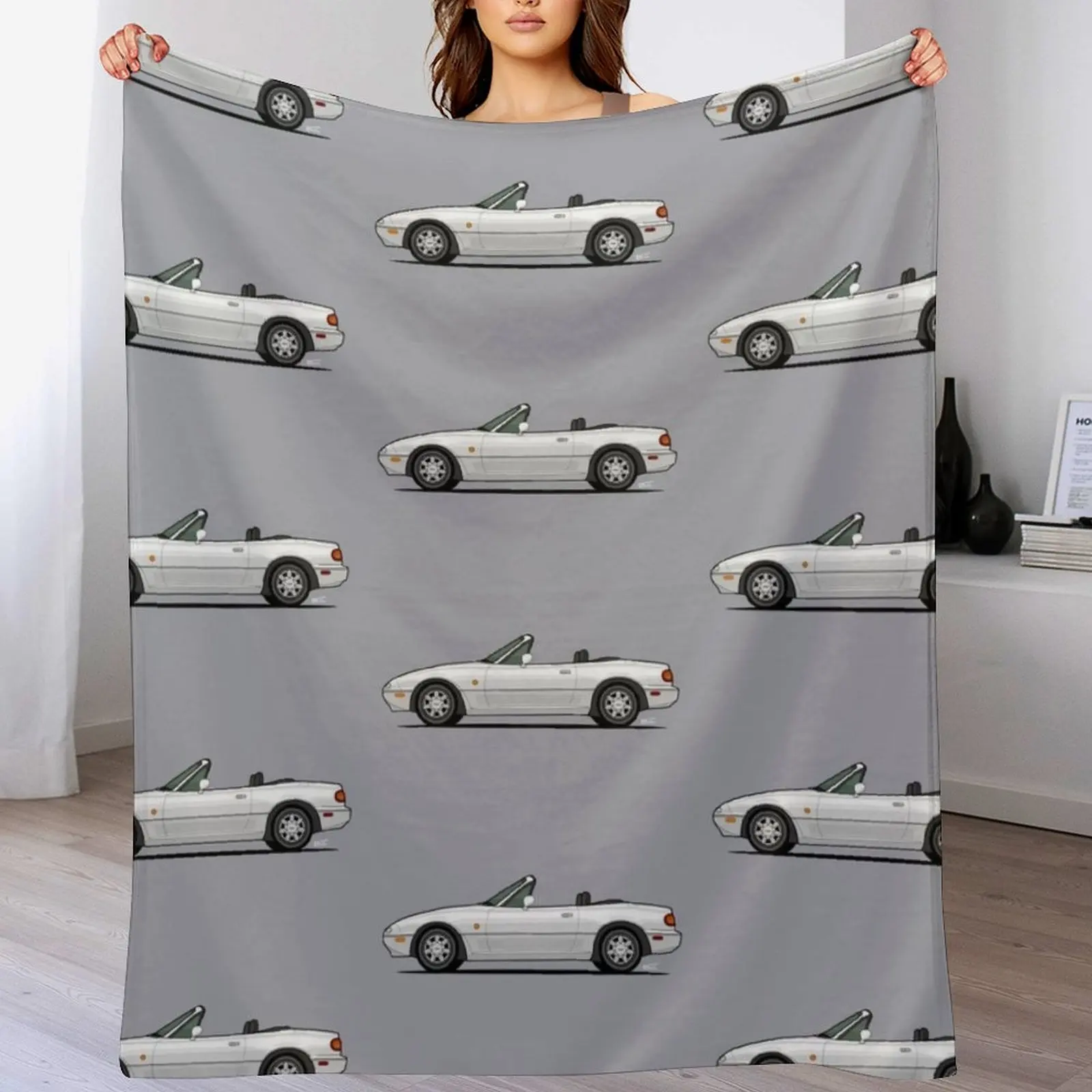 NA MX-5 / Eunos / Miata single drawing WHITE Throw Blanket Sleeping Bag Flannel Fabric Blankets