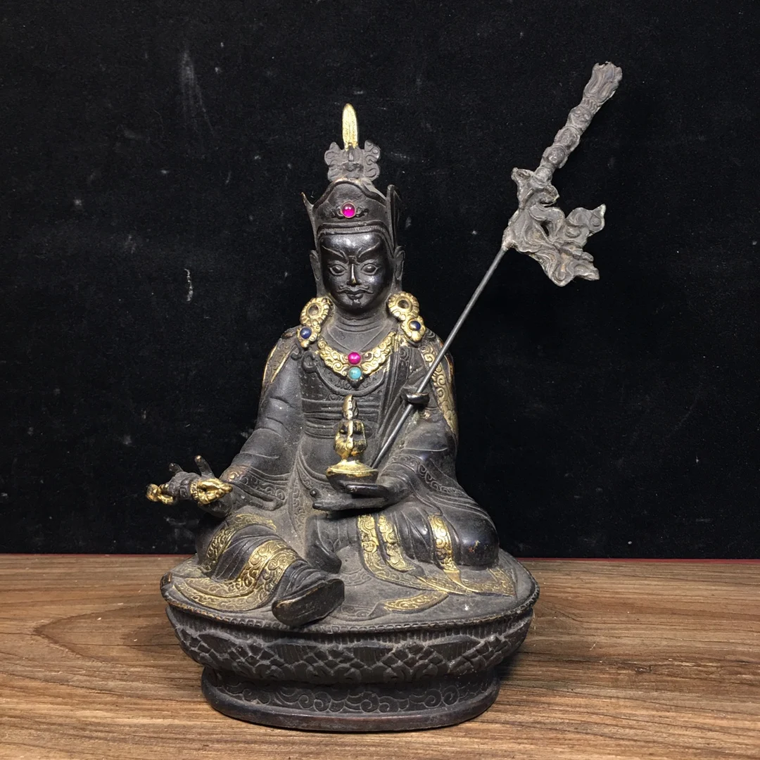 Pure copper inlaid with a statue of the Padmasambhava Guru Rinpoche Master Tibetan Buddha 12 cm long, 10 cm wide 18 cent