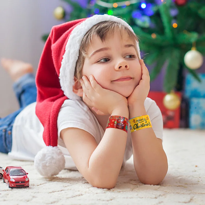 10 stücke Weihnachten Slap Armbänder Schneemann Santa Claus Elch Weihnachts baum gedruckt Armband Weihnachten begünstigt Geschenk Neujahr Party Dekorationen