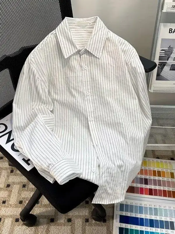 

Мужская повседневная футболка в полоску из корейского материала, свободного кроя, для весны, осени и лета, с воротником, из полиуретана