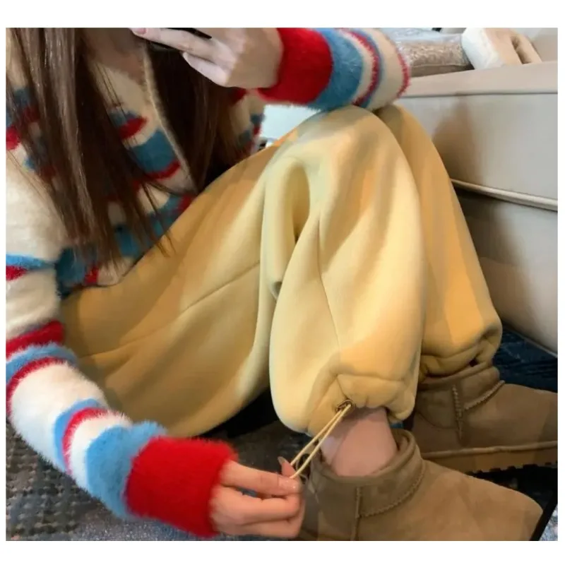 

Новые зимние свободные кремово-желтые спортивные штаны женские толстые широкие брюки длинные брюки стильные однотонные повседневные женские брюки