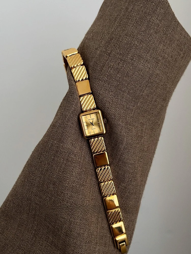 Ladies Watch Luxury Gold Square Simple Luxury Quartz Watch Fashion Stainless Steel Women's Business Clock Dress Gift Watches