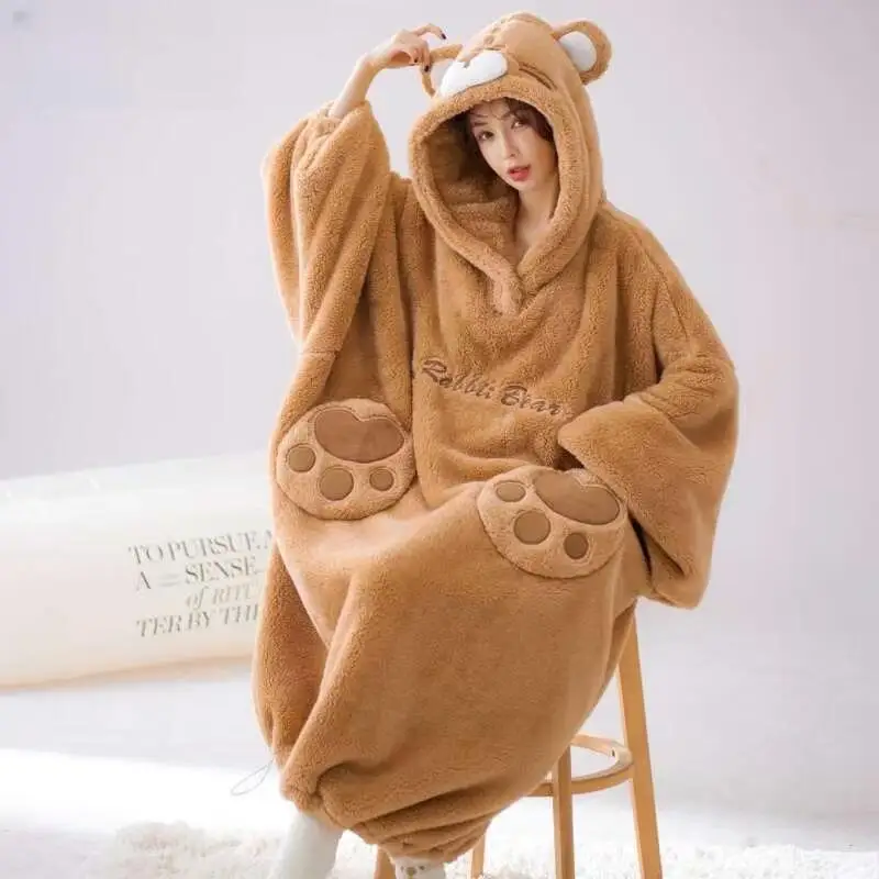 

Халат с героями мультфильмов для девочек, зимняя пижама Kawaii на Хэллоуин, утепленный халат из кораллового флиса, домашняя одежда, теплая ночная рубашка на флисовой подкладке