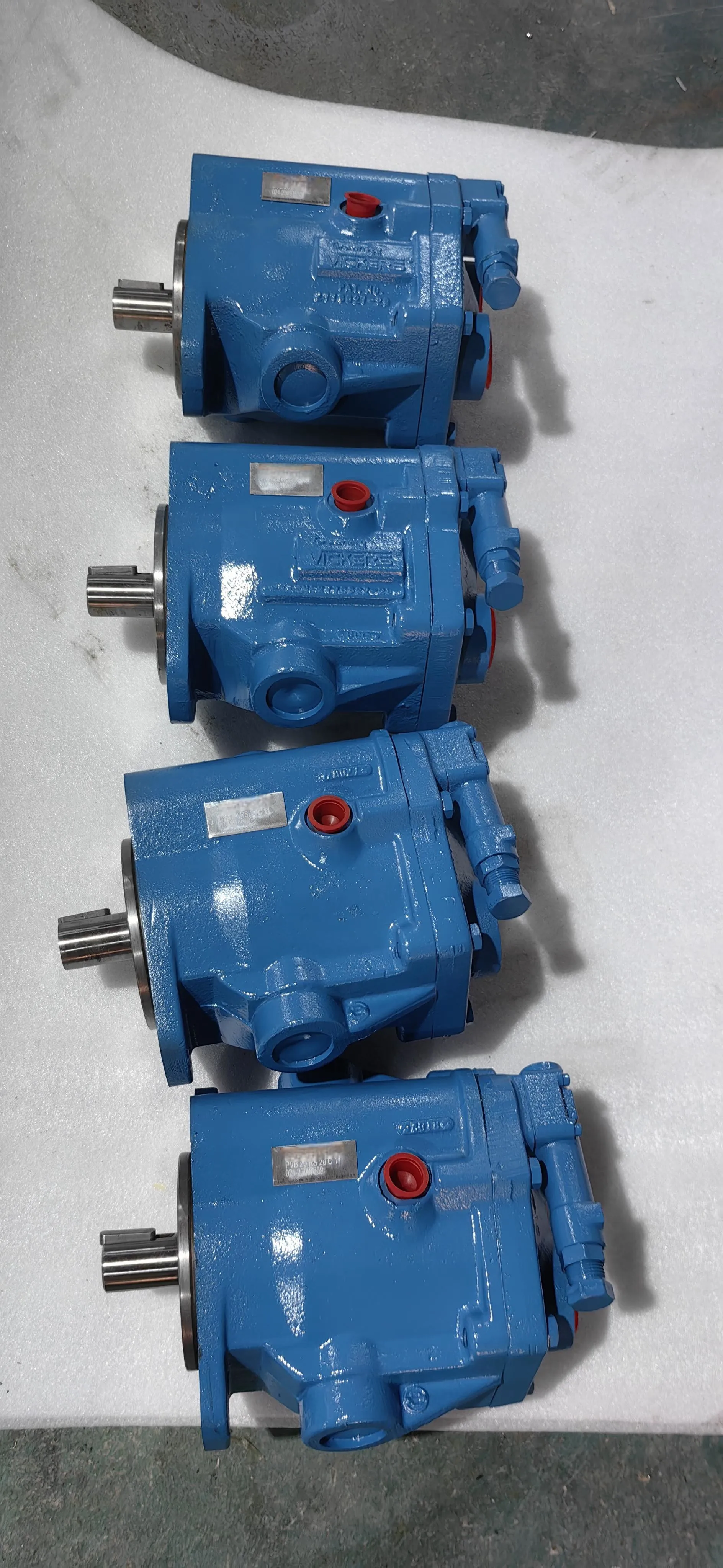 Hydraulic Piston Pump PVB5 PVB20 Series PVB5-LS-20-C-11PRC Oil Pump PVB20-RS-20-C-11-PRC PVB20-LS-20-C-11-PRC