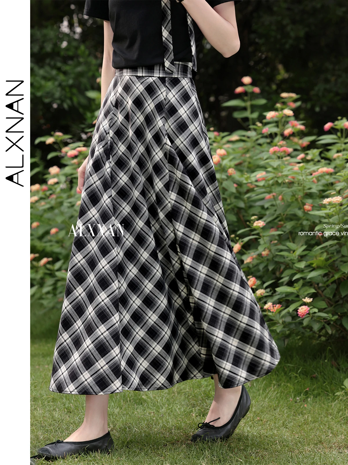 

ALXNAN Women's Black White Plaid Skirt High-waist A-line Elegant Casual Skirt 2025 Summer Loose-fit Ladies Clothing New L559125