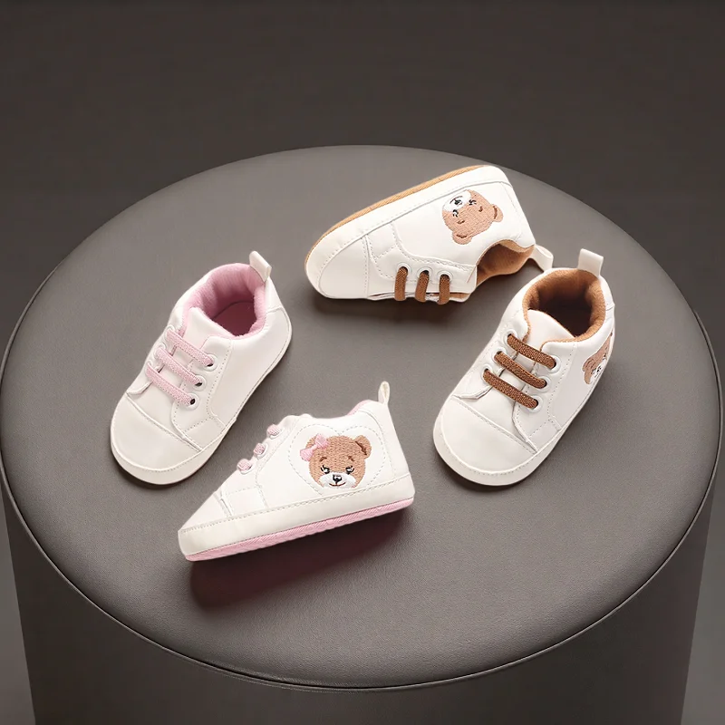 0-18months Cute Little Bear Baby Soft Sole Sneakers Non-Slip White Pram Shoes For Infant Boy Casual Shoes Prewalker Trainers