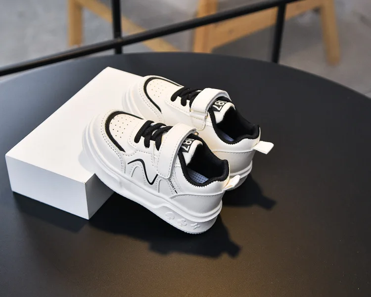 2026 Kinder-Sneaker: Modisches Design, Weiß, Rutschfest, Freizeitschuhe für Jungen und Mädchen, Atmungsaktive Turnschuhe, Kleinkinder-Outdoor-Schuhe – Detail 12