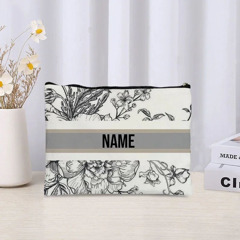 Vintage Floral Name Makeup Bag Custom Travel Cosmetic Organizer Trendy Bridesmaid Gift Eco Canvas Toilet Side Bag for Ladies