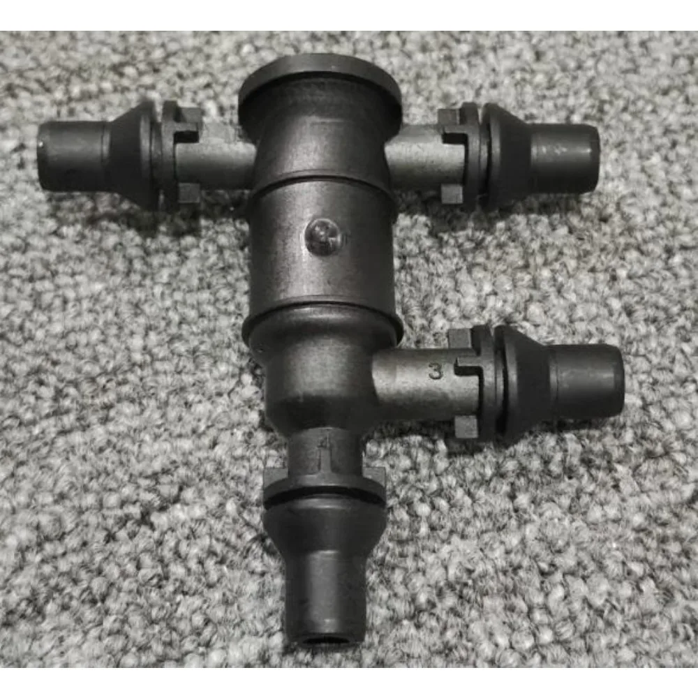 For Mercedes Benz C180 C200 E260 E300 GLE260 0005061000 Auto Engine Coolant Thermal Shut-off Valve Four-way Joint Adapter