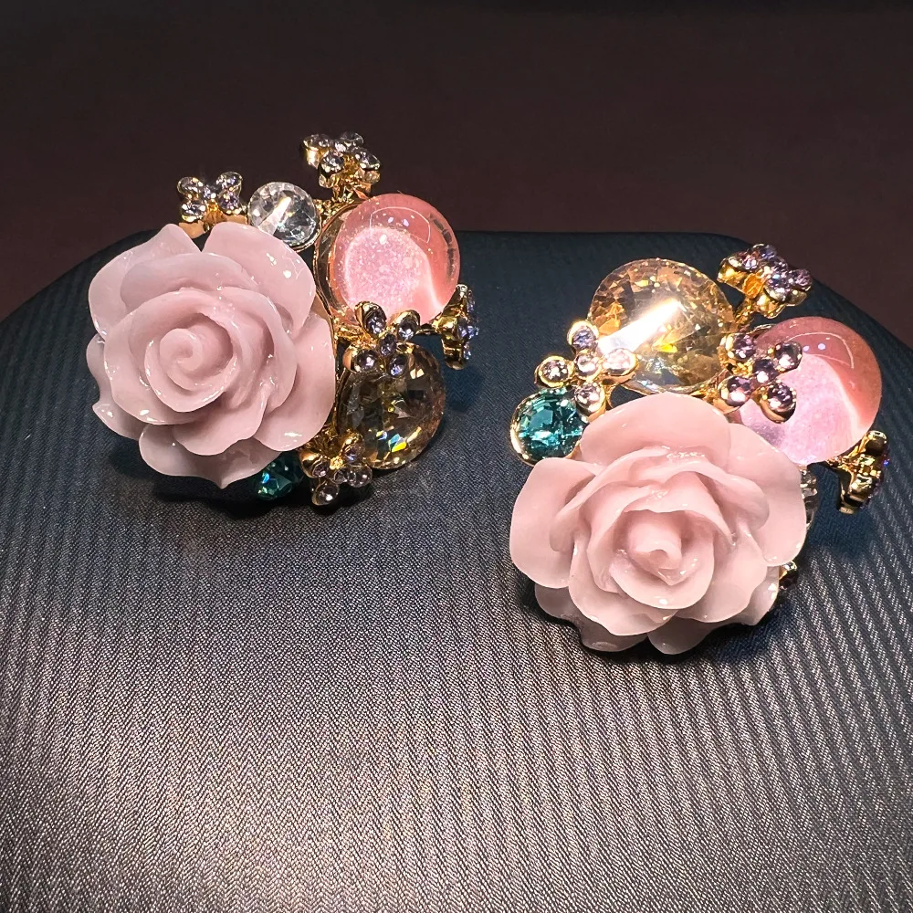 New Chinese-style flower pink three-dimensional stud earrings, national style, court style, elegant niche and exquisite S925 ear