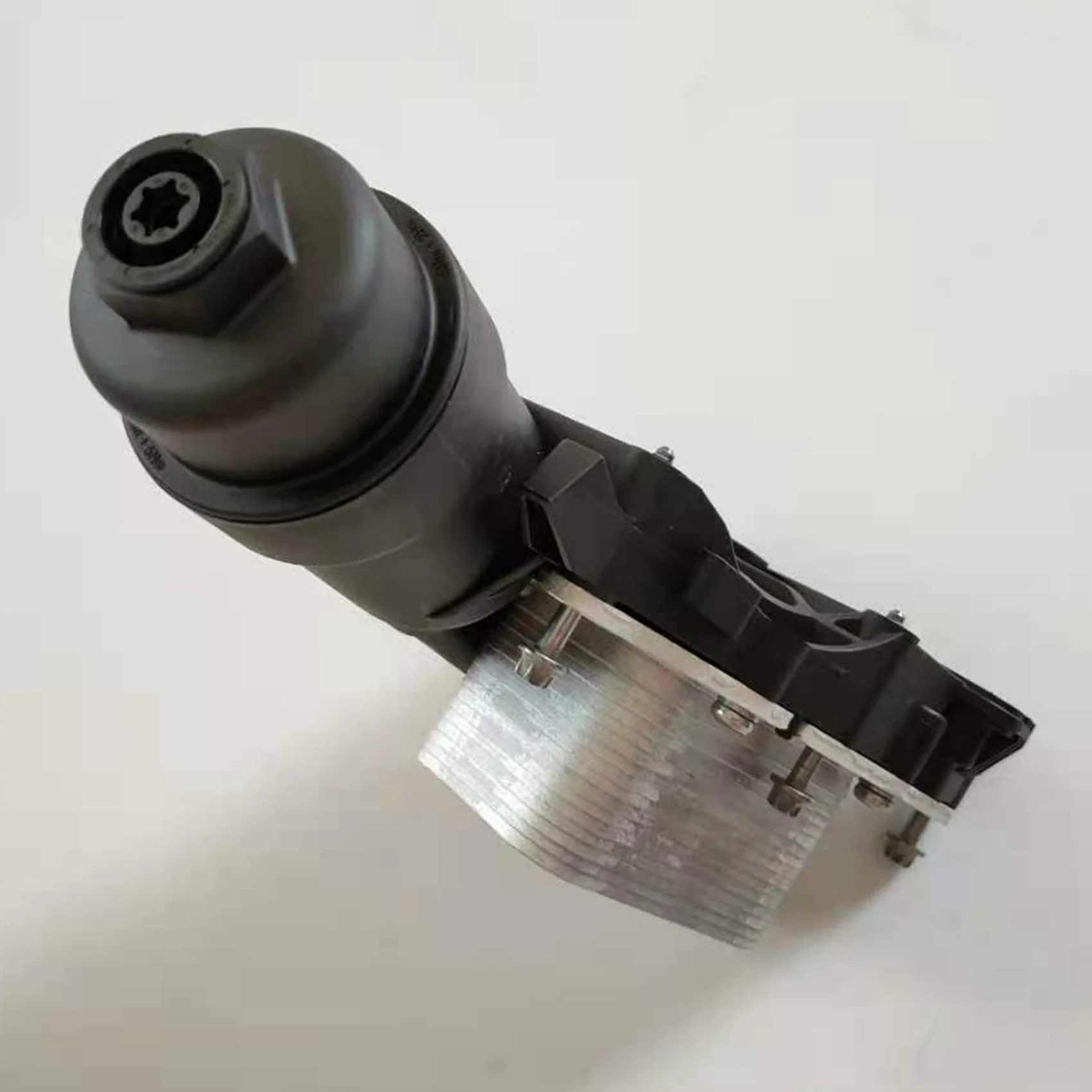

Oil Cooler Assembly 11428585235 For BMW 2 Series F45 F46 X1 F48 X2 F39 MINI F56 MINI F55 Clubman F54
