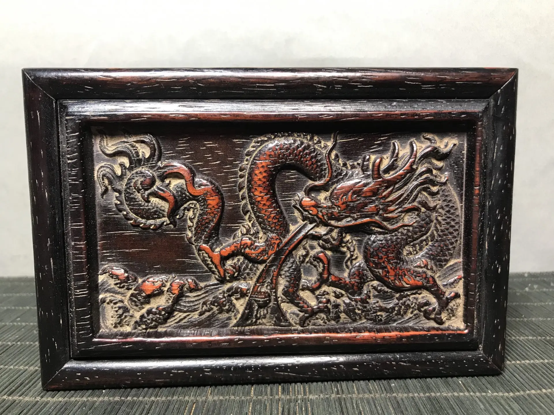 Redwood carving pull-out jewelry box, decorative piece