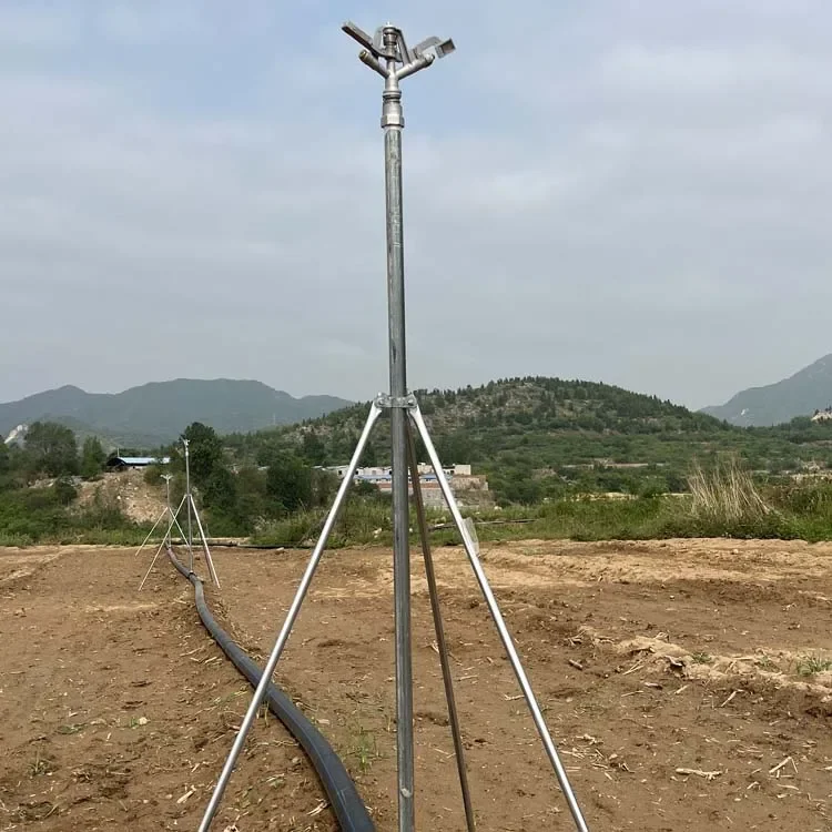 In dry weather, field irrigation control and durable spray irrigation with a radius of 15 meters aluminum rod spray irrigation