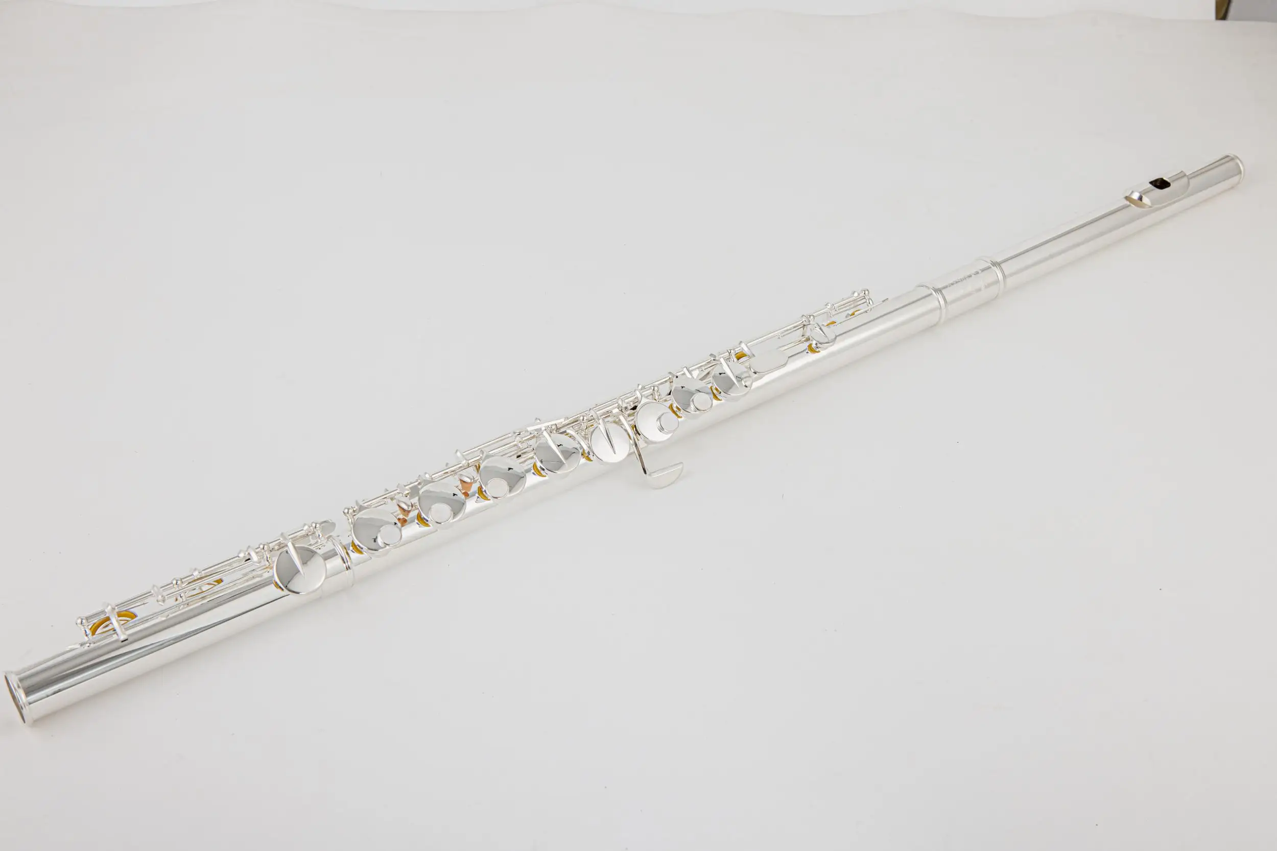 Real Pictures C Tune Flute 16 Keys Closed Holes Sliver Plated Professional Level With Case