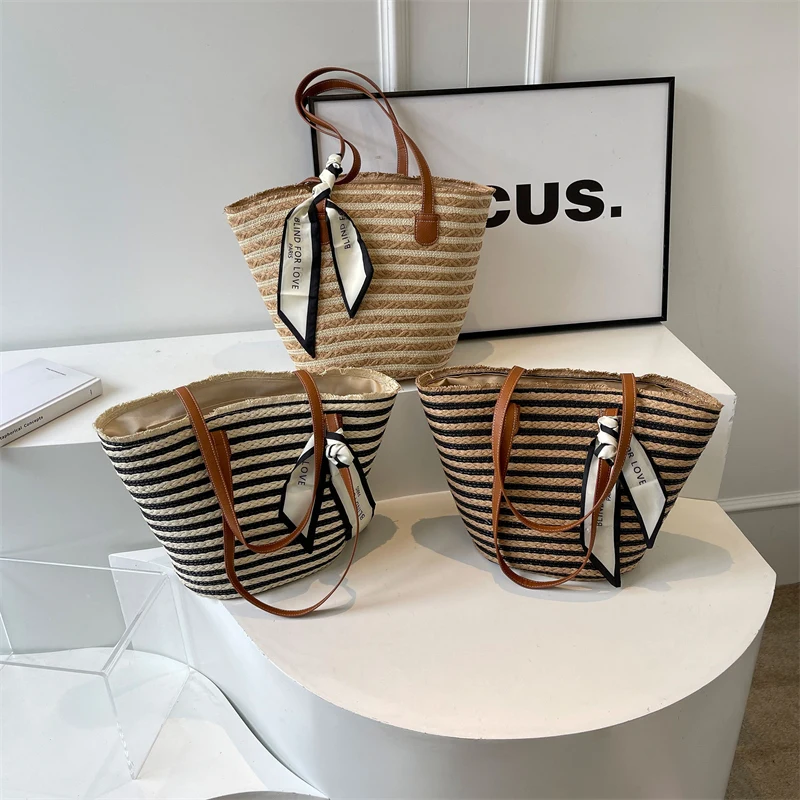 LEFTSIDE Big Straw Ribbons Design Tote Bags for Women 2024 Summer Fashion Weave Shoulder Bags Travel Handbags Beach Bag