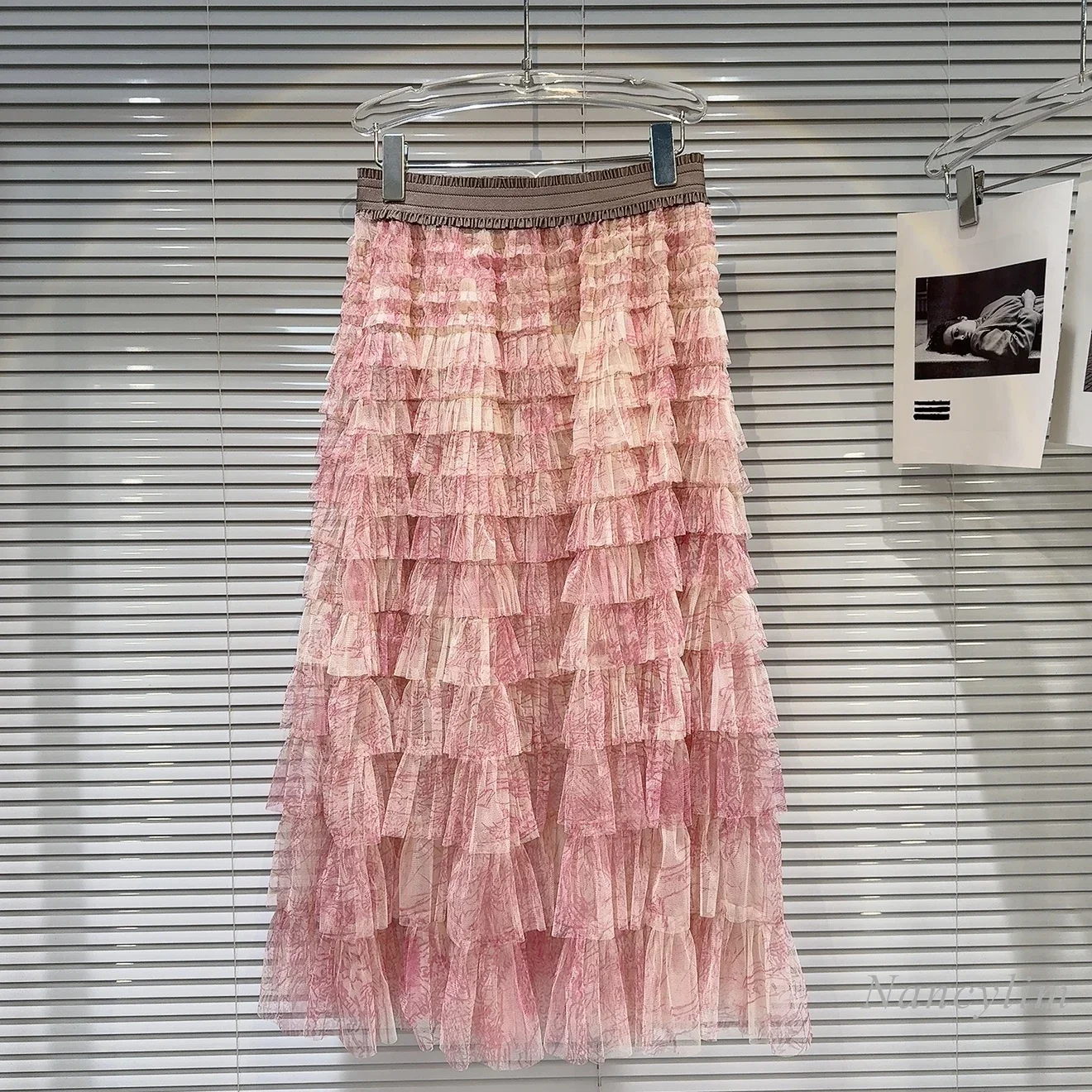 2025 Spring New Temperament Sweet Pink Pleated Elastic Waist Age-reducing Tutu Skirt Mesh Skirt Women