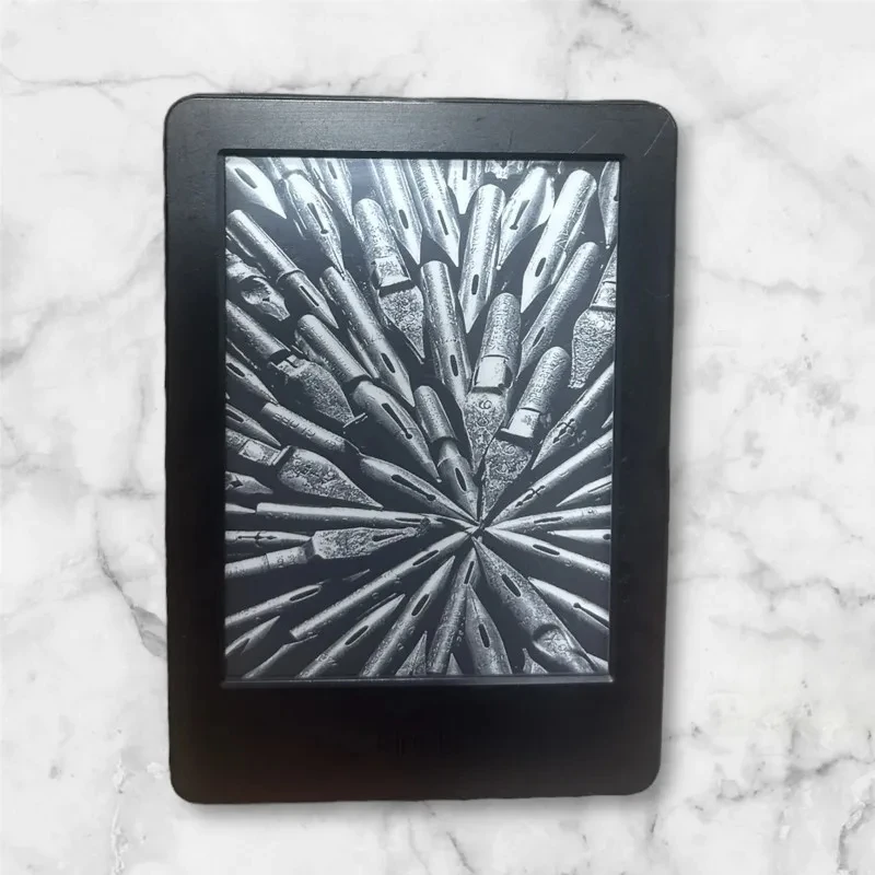 قارئات الكتب الإلكترونية 4GBKindle 7th مقاس 6 بوصات بدون إضاءة خلفية قابلة للتسجيل وشاشة حبر إلكتروني واتصال WIFI ولغات متعددة