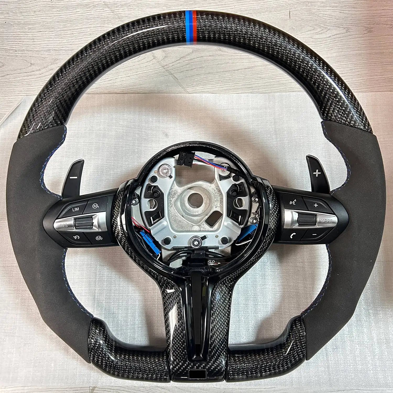 

Руль из углеродного волокна, алькантара, желтый, 12 часов для BMW серии F, автомобильные аксессуары, F30 F10 F31 E90 F20 F32 F36 F80 F82