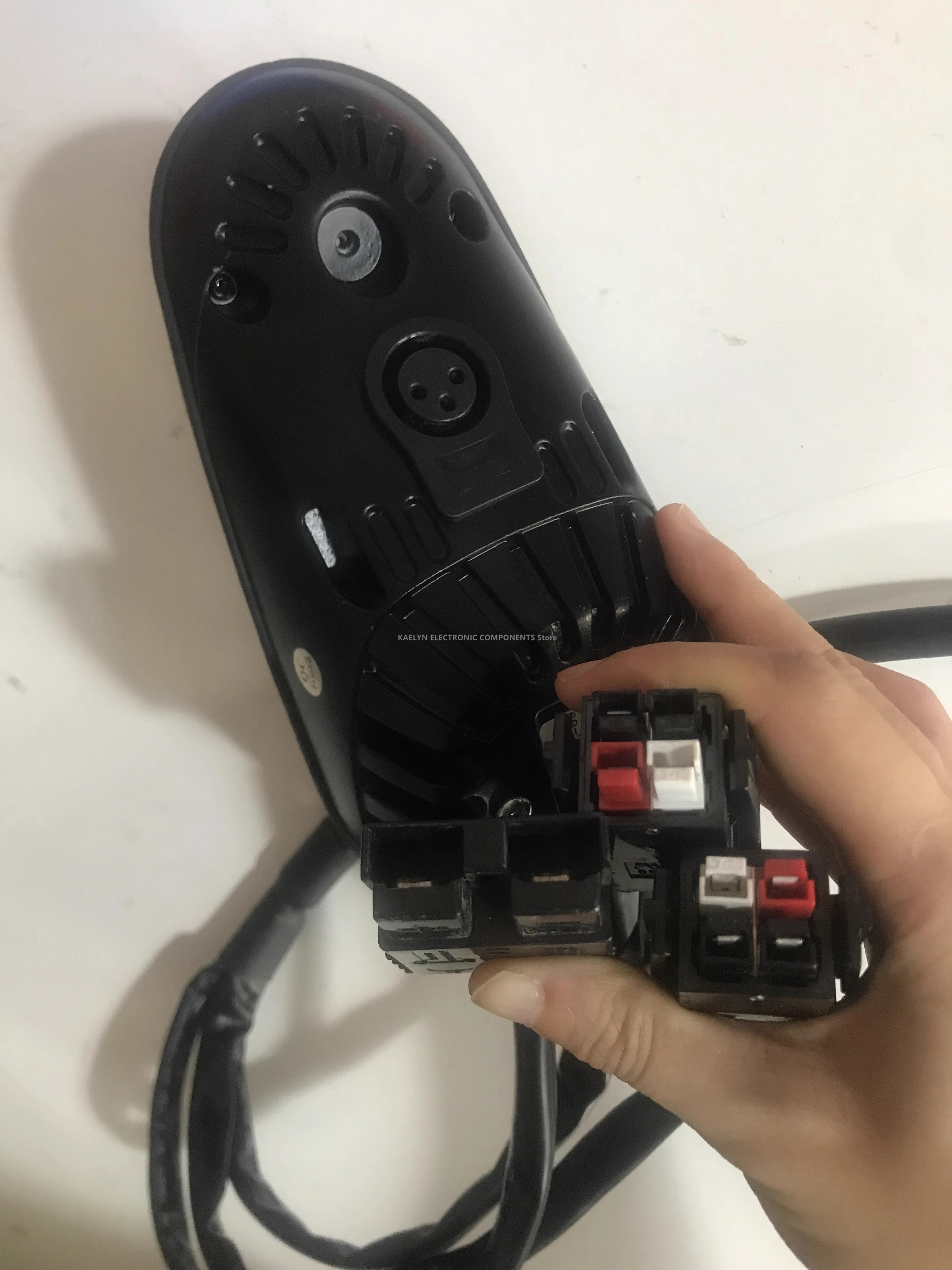 Universal electric wheelchair controller and  STM8S103K3T6C