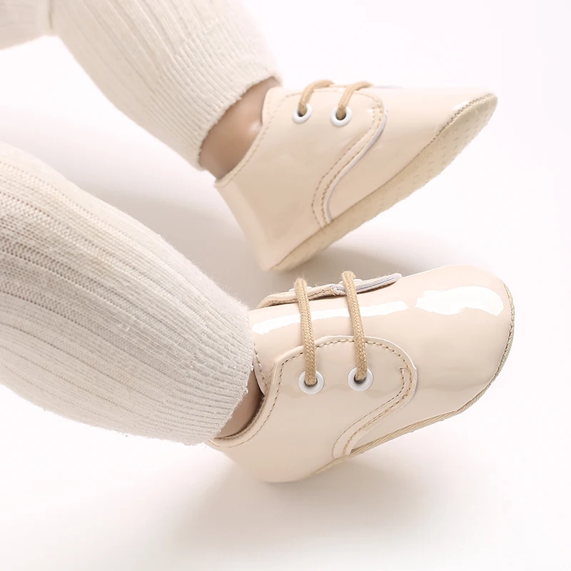 Baby Schnürschuhe Sneakers Klassische Sportschuhe Weiche Sohle PU-Leder Schuhe Einfarbig Lauflernschuhe für Neugeborene Jungen Mädchen – Detail 15