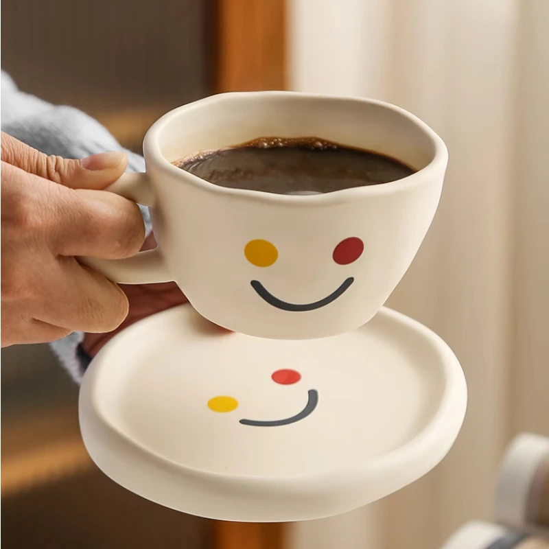 

Ins Wind Hand Pinch Smiling Face Coffee Cup Saucer Ceramic Mug Exquisite Couple Cup Home Office Afternoon Tea Coffee Tea Cup Set