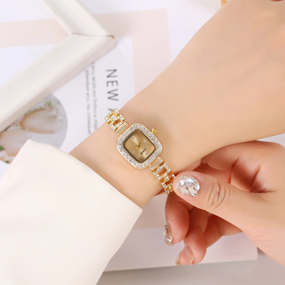 AAABC1 piece/of diamond studded pull-out bracelet watch, freely adjustable, niche gold quartz watch, square watch, women's watch