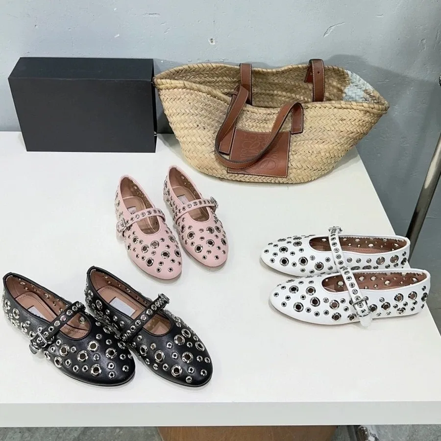 Women Shoes Ballet Flats Metal Rivets Holes Hollow Mary Jane Designers Vintage Brand Daily Sneaker Casual Walking Loafers