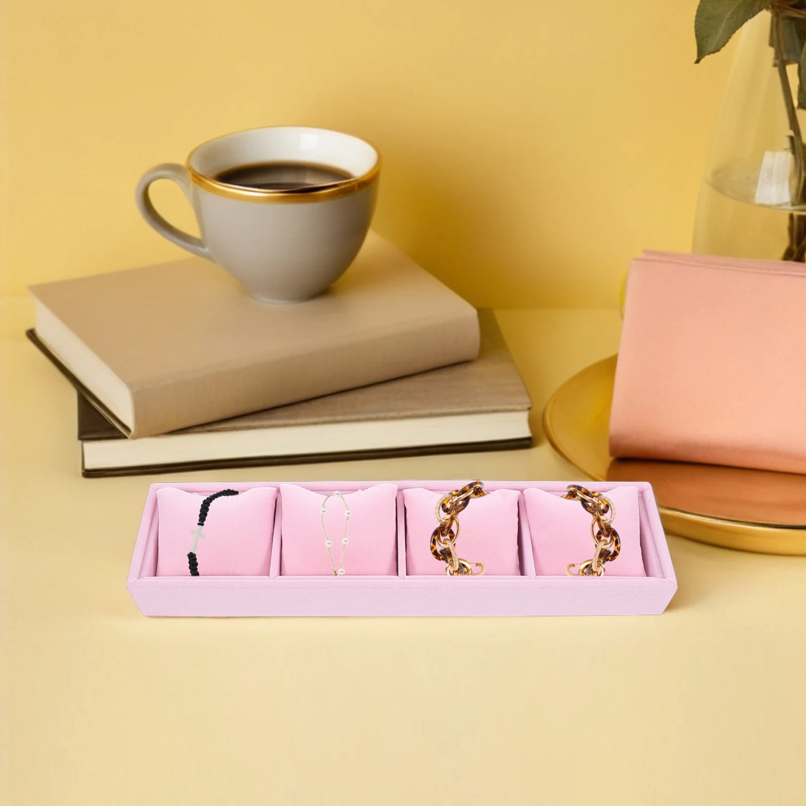

Single Layer Watch Holder Tray Pink Bracelet Organizer Jewelry Display Storage Case Watch Pillow for Men Women Portable Durable