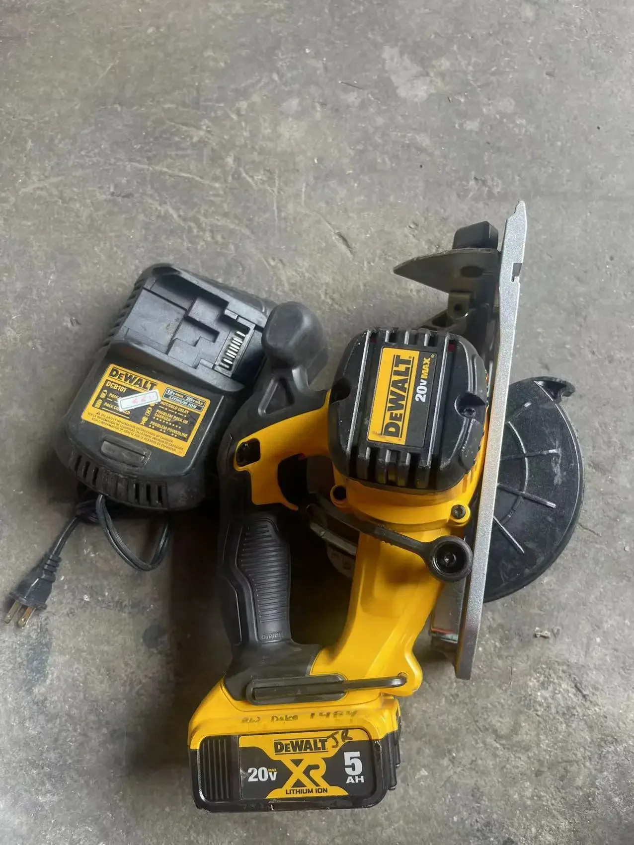 コードレス丸鋸,18V,リチウムイオン,DeWalt-DCS391N mm,バッテリーと充電器で使用,165