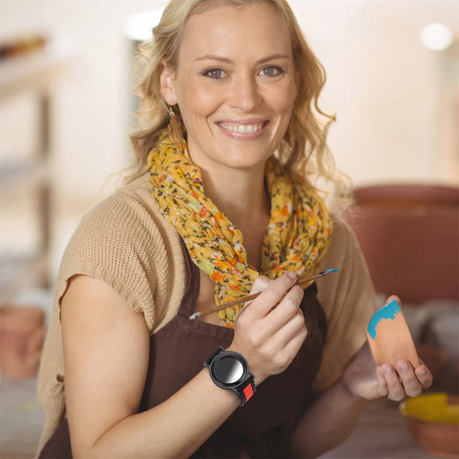 

Soft Skin-Friendly Sweat-Proof Scratch-Resistant Watch Band Strap For Tracking Device Cushioning Protection