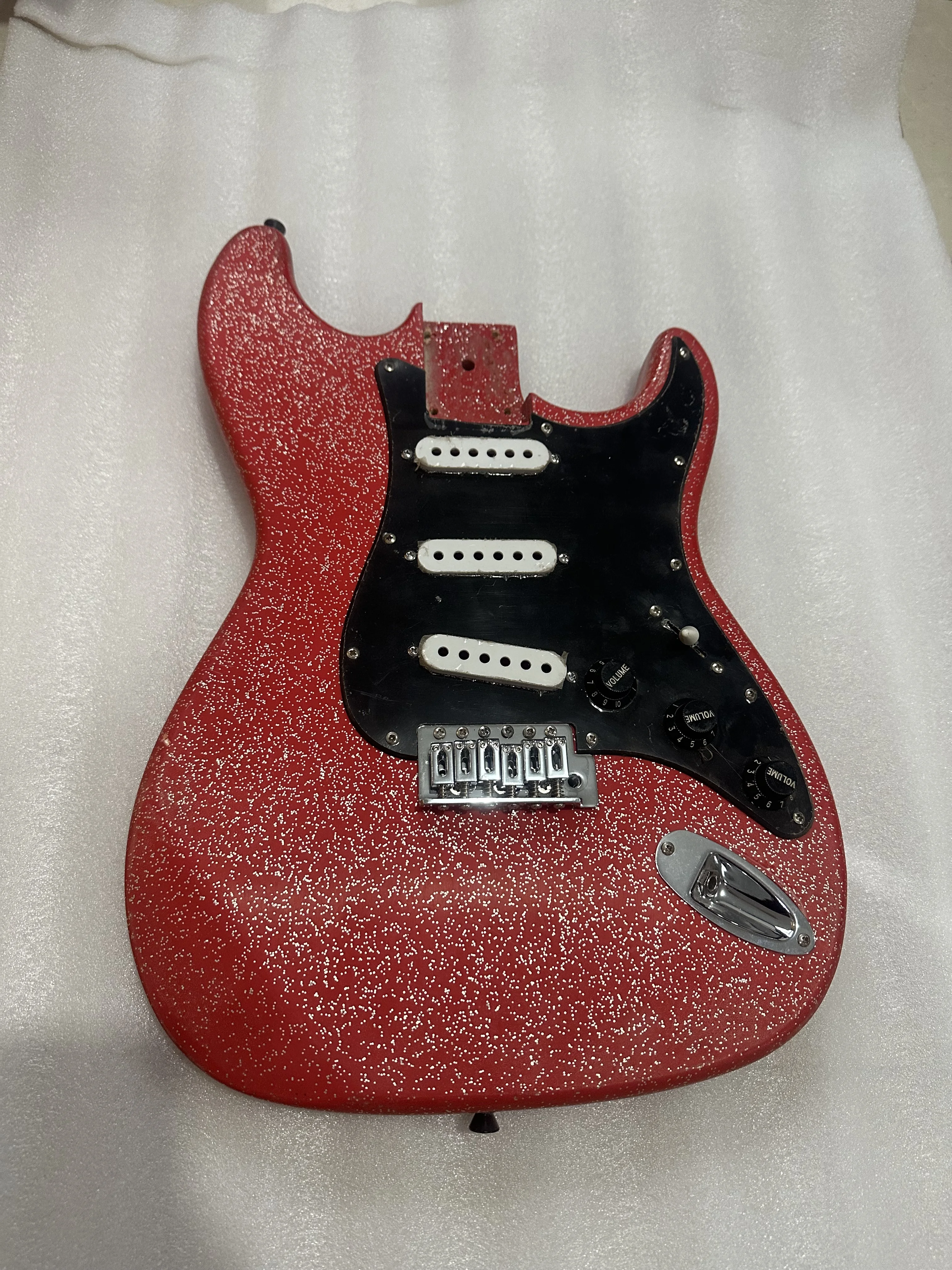 a-set-stock-years-red-blingbling-st-electric-guitar-body-finished-defective-with-pickguard-old-bridge-but-no-pickups-real-photos