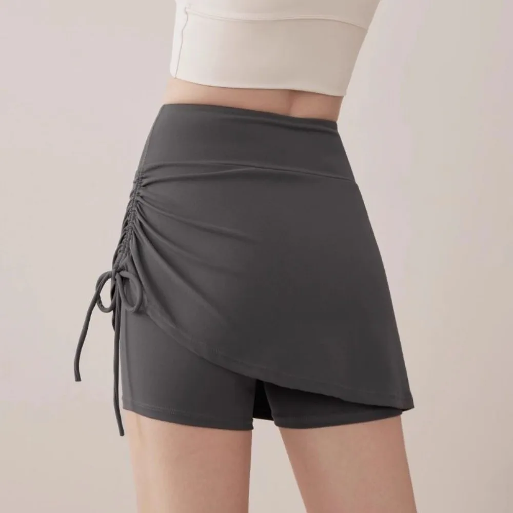 High-Waisted Pleated Hip-lifting Shorts Slim Fit Quick Drying Sports Skirt Pants Anti Glare Irregular Curved Hem