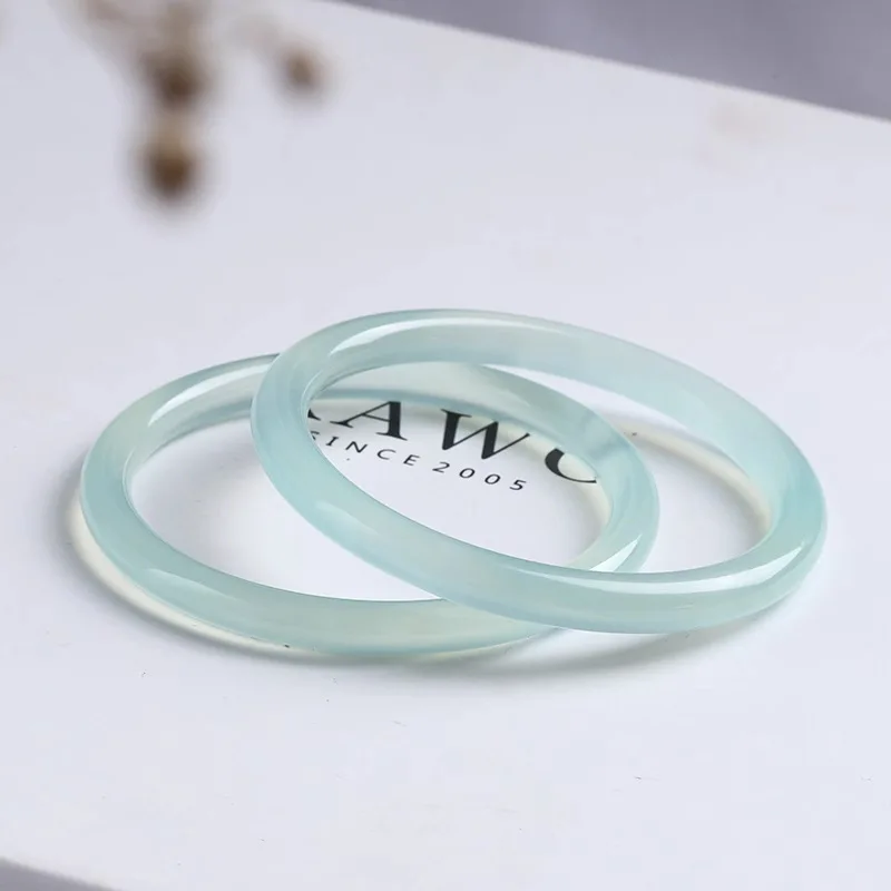 Factory Wholesale Natural Icy Azure Frozen Chalcedony round Beauty Bracelet Women's Ice Green Agate Chalcedony Bracelet