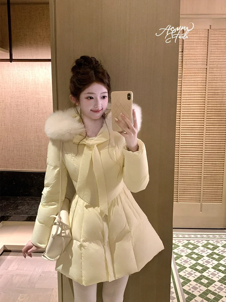 

Женское желтое длинное пуховое пальто с капюшоном и меховым воротником, 90% белый пух, теплое, средней длины, в корейском стиле, зимняя верхняя одежда