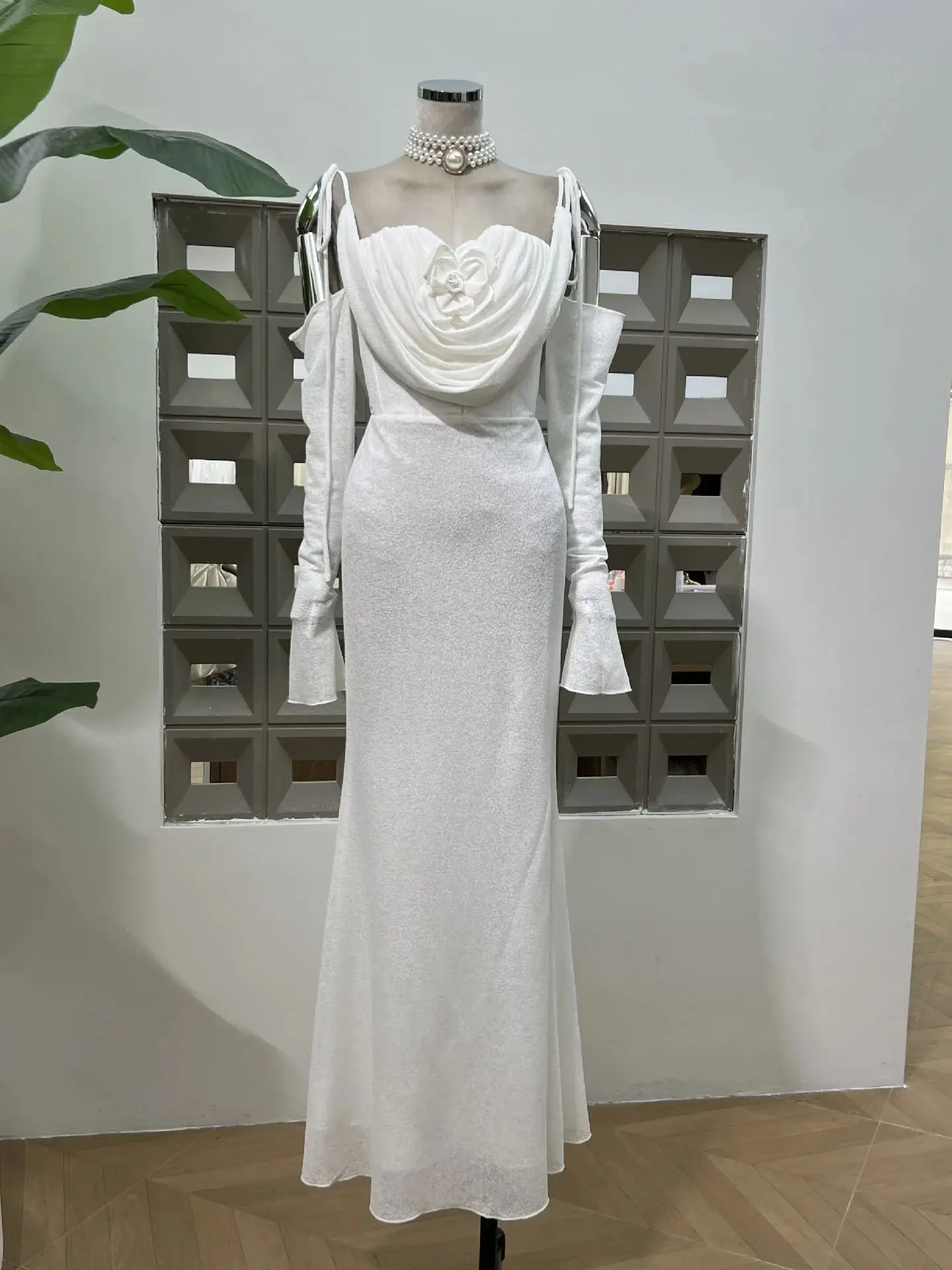 Sexy een schouder geplooide applique hoge taille strapless bodycon jurk zomer 2025, damesmode avondfeest cocktail nieuwe chic