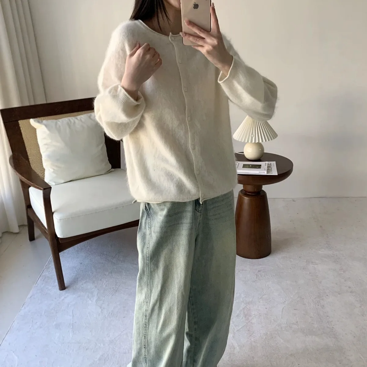 Bornladies Autumn and Winter New Women's Velvet Warm and Gentle Temperament Soft and Casual Versatile Pullover Sweater Cardigan
