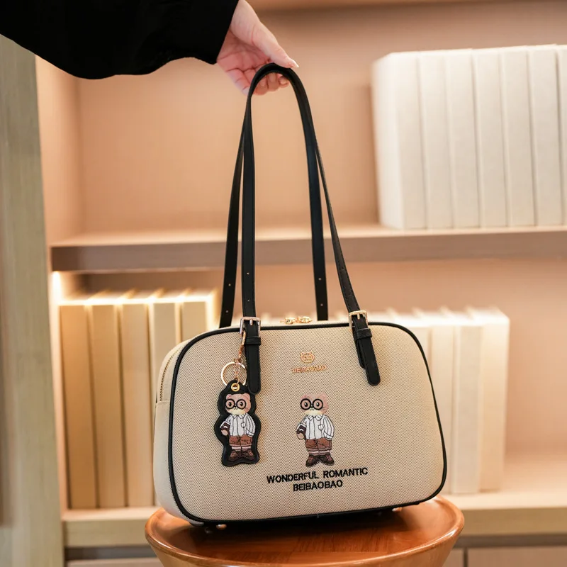 

New Women's Bag Cartoon Bear Armpit Bags Light Fashion Daily Commuting Korean Version Single Shoulder Foreign Style Women's Bag