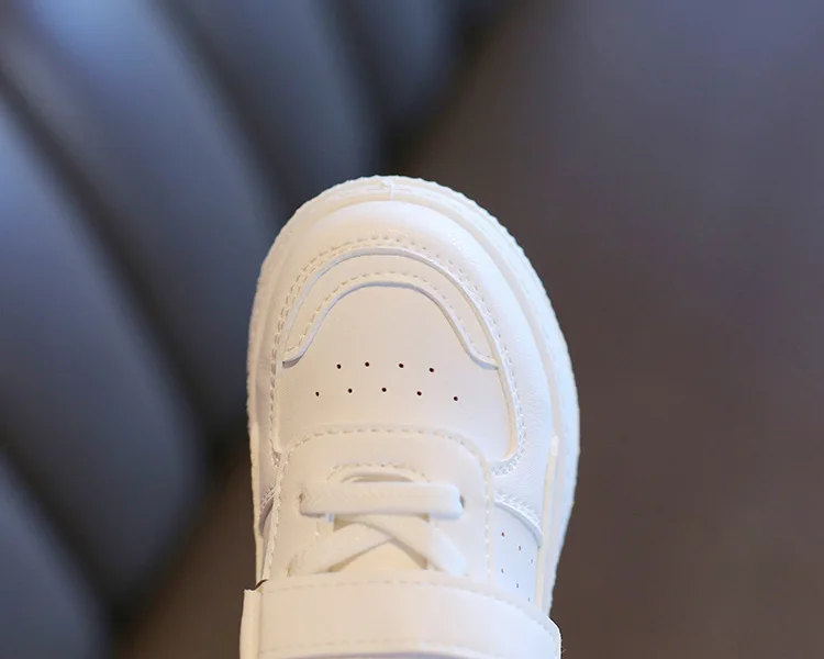2026 Herbst Kinder-Sneaker Jungen Freizeitschuhe Leder Flache Schüler-Gehschuhe Rutschfeste Mädchen Leichte Sportschuhe – Detail 19