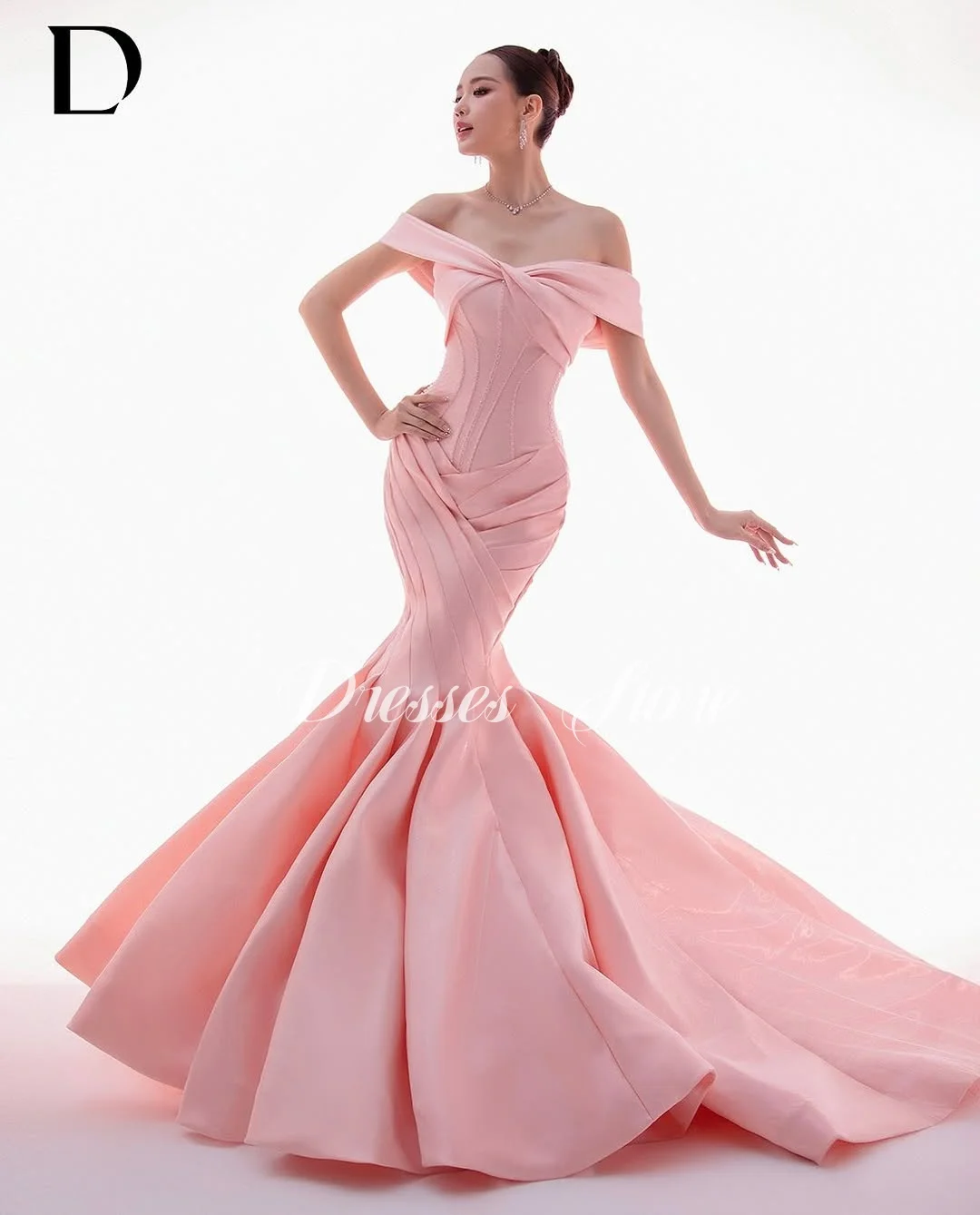 Giyu 2025 New Elegant Pink Satin Mermaid Prom Gown Pleat فساتين سهرة Off Shoulder Corest Formal Party Dress Customsied