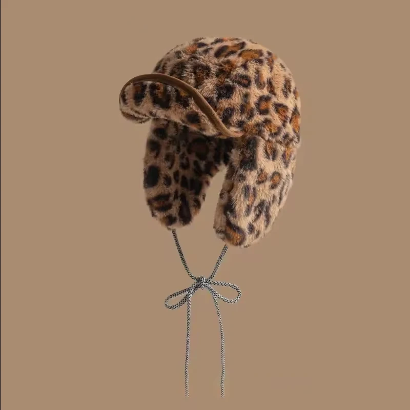 

Autumn and winter Korean retro leopard print plush Lei Feng hat for women, thickened anti cold cycling ear protection flight hat