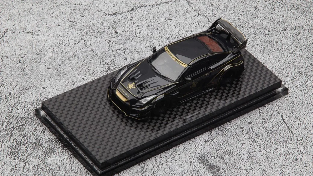 Newly Stocks GOD'WEALTH 1/64 LB-Silhouette WORKS GT 35GT-RR Resin Model Car