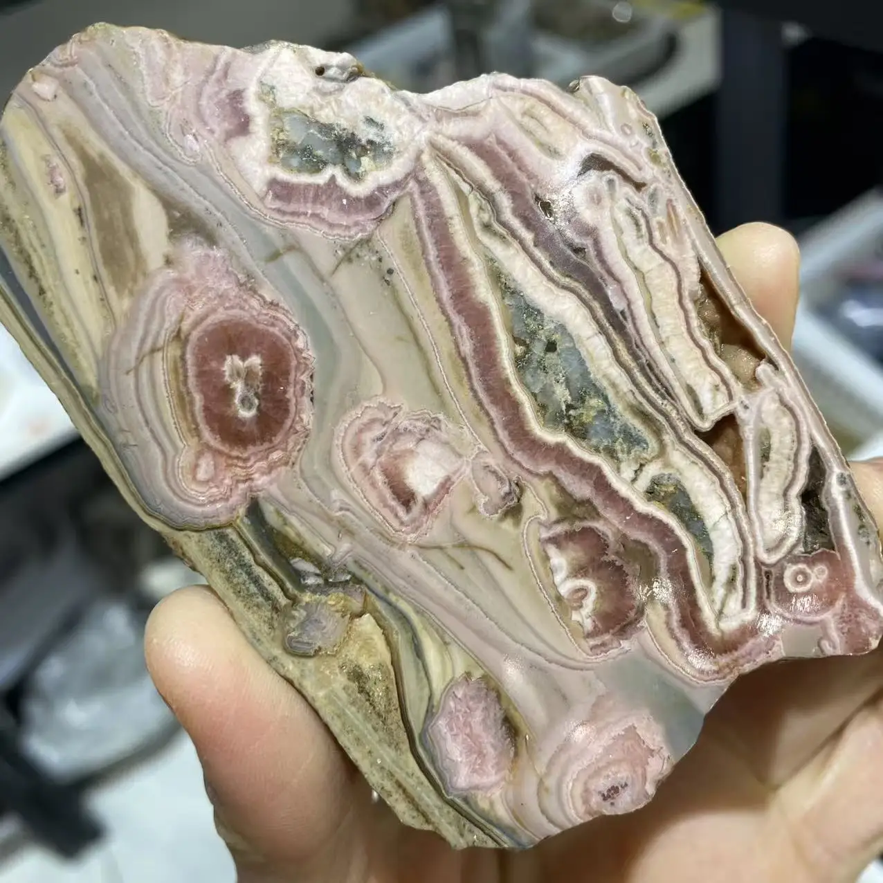 Natural Rhodochrosite Crystal Quartz Slice, For Spiritual Healing, As a Decoration For Home Or Office, For Demagnetization Divin