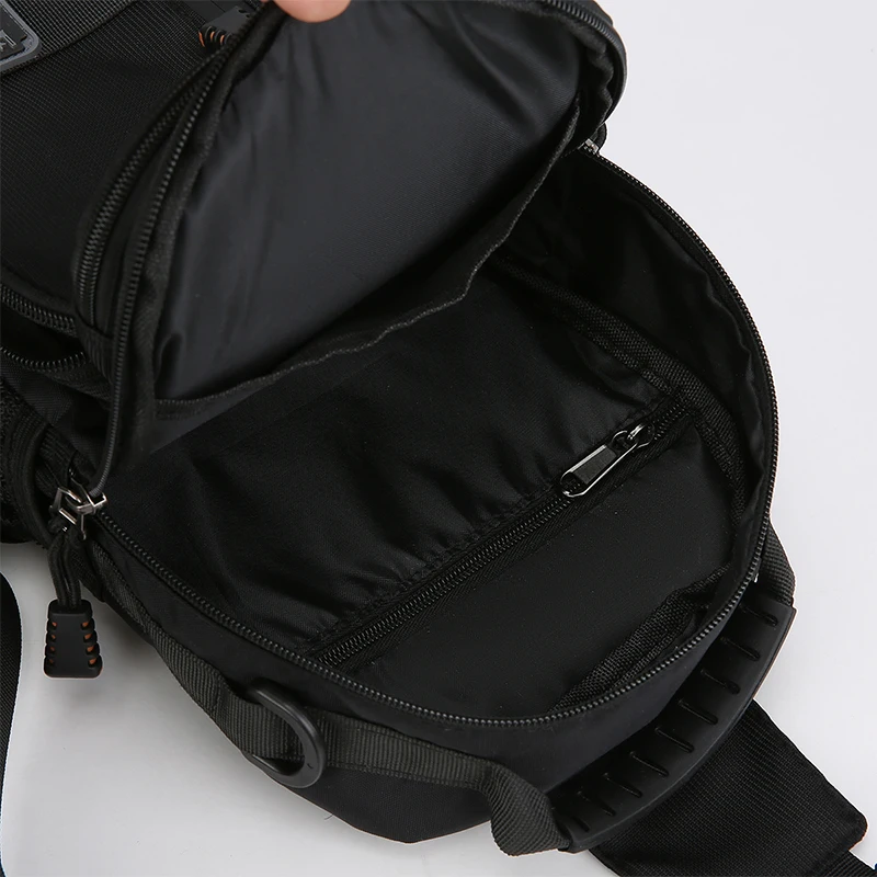 Neutrale funktionale modische Umhängetasche – Brusttasche, Einzelschulter, verstellbarer Schultergurt, perfekt für Reisen und Dai