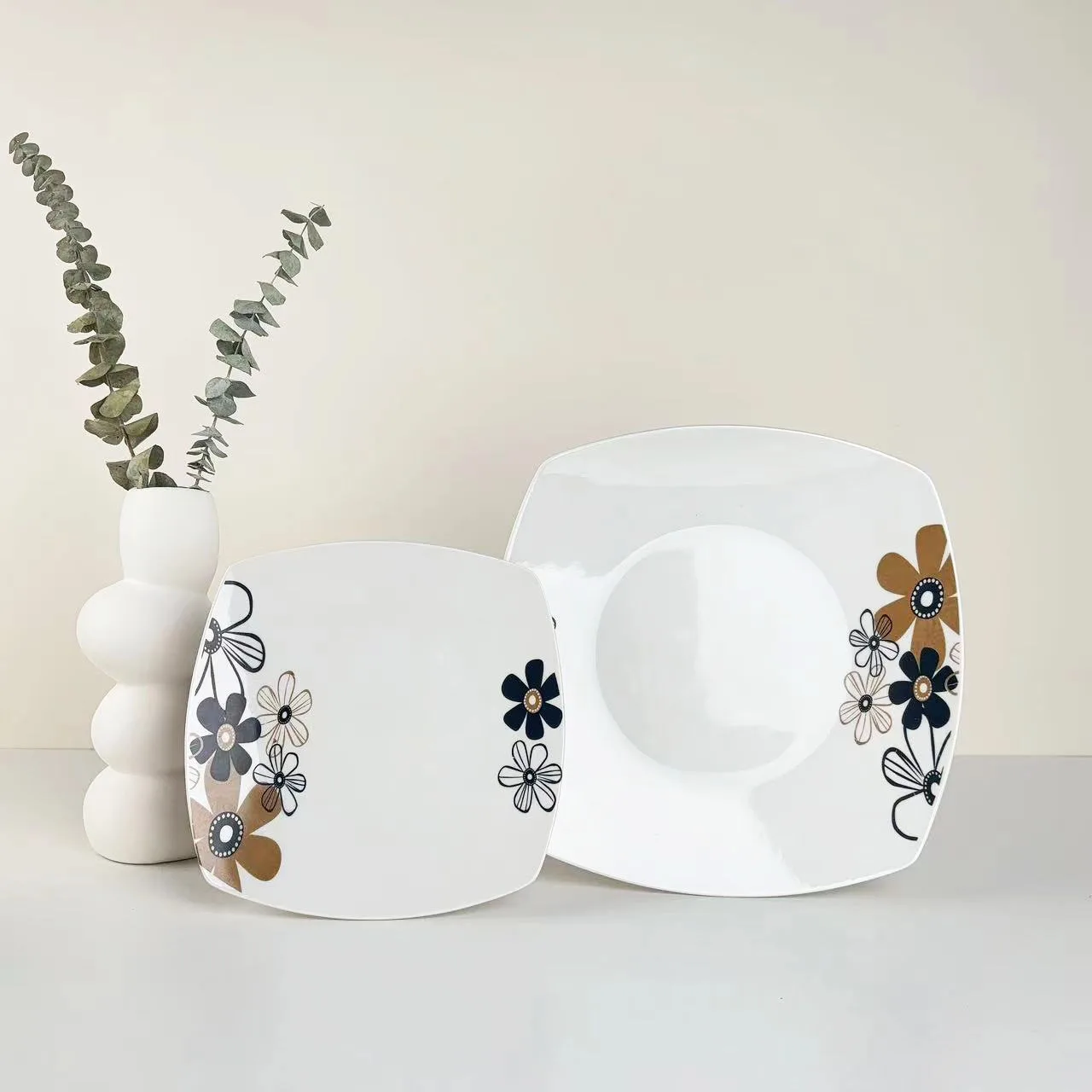 China Factory Personalized Restaurant Home Tableware Dinner Set Ceramic Fine Porcelain 24 Pieces Flower Dinnerware Set for 6