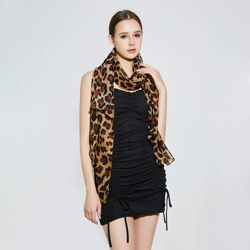 Leopard Print Women Cotton Linen Balinese Shawl Fashion Scarf Lightweight Comfortable Soft Breathable Minimalist Scarf